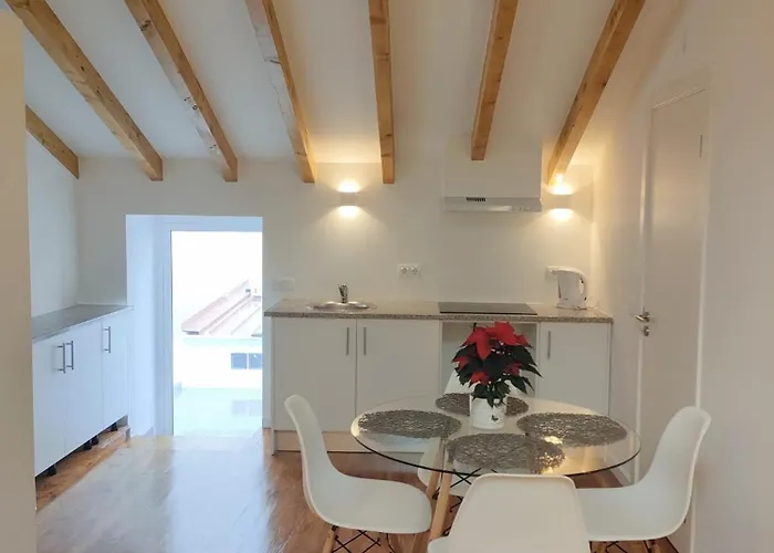 アパート Charm ボンバラル